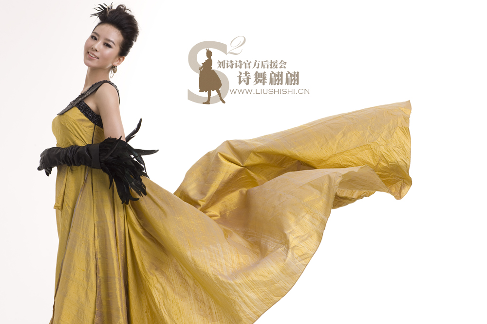 大陆演艺明星引领的自然美景探寻之旅，内心宁静的启示