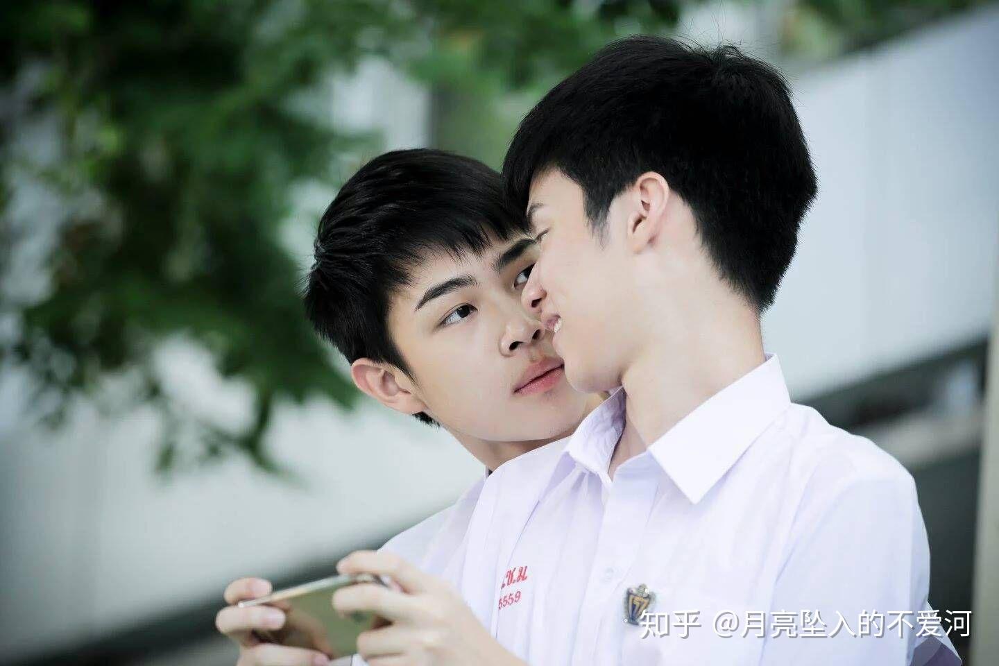 泰国最新同性题材影视风潮，深度探索新风尚的泰剧推荐