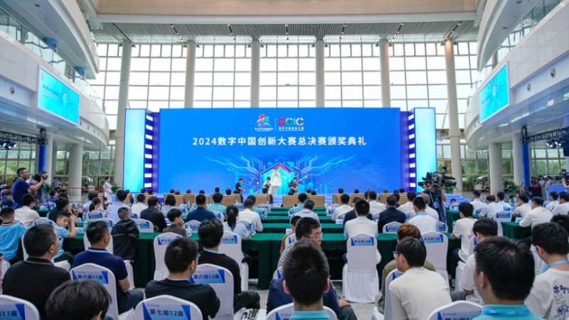 2024澳门正版雷锋网站,解答配置方案_教育版77.669