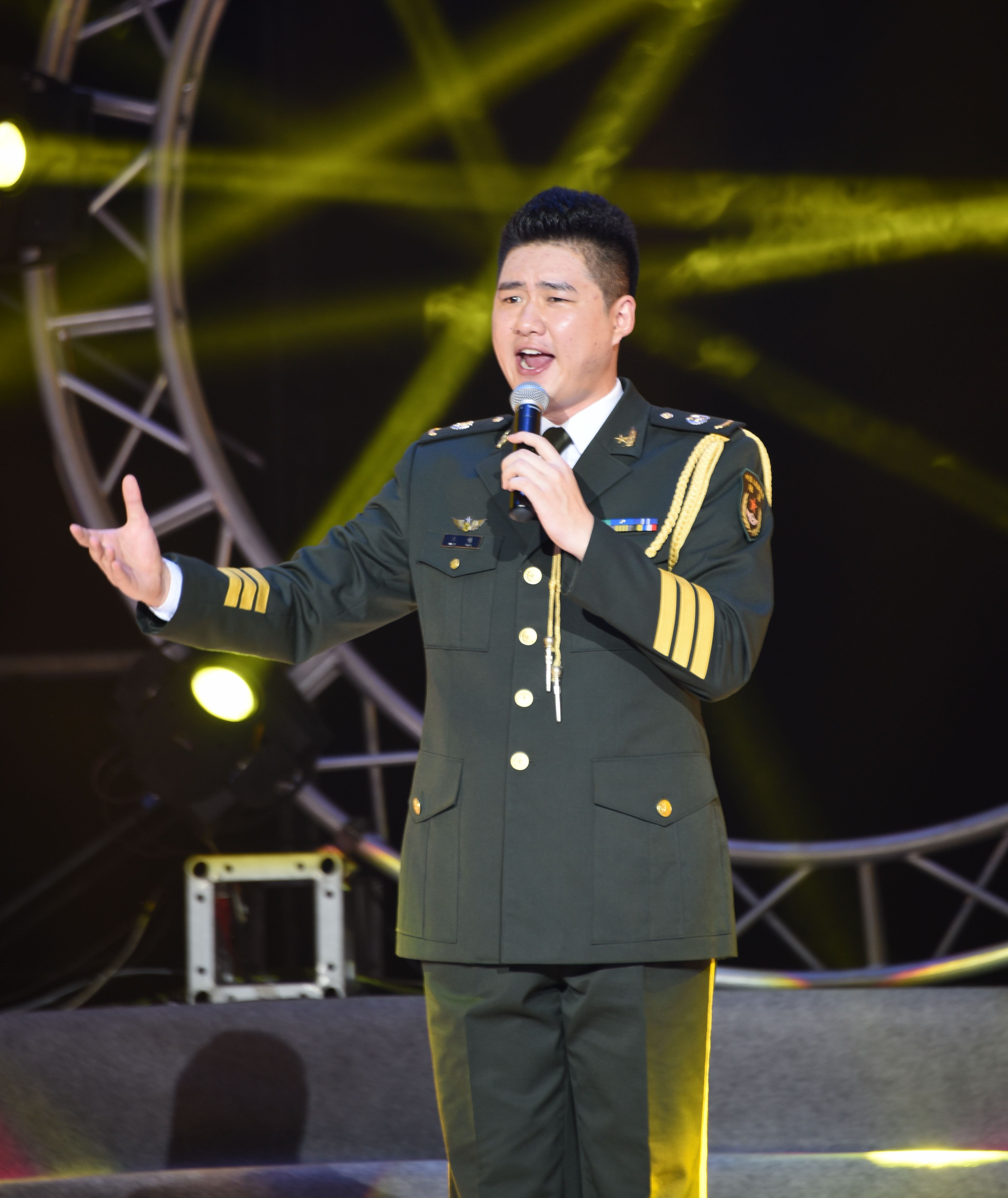 演员陆军,演员陆军，从舞台到荧屏，变化带来自信与成就感