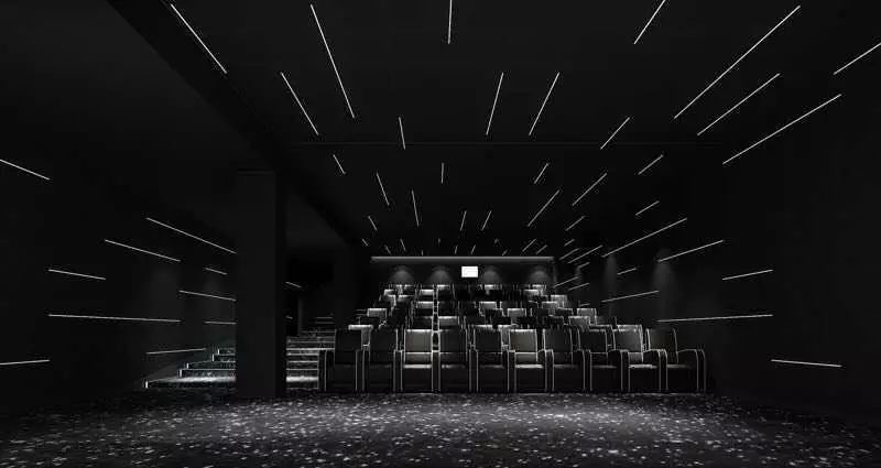 神奇电影院，自然美景探险之旅的沉浸式体验