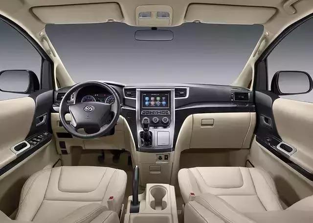 道达V8上市，探索小巷风味的独特魅力