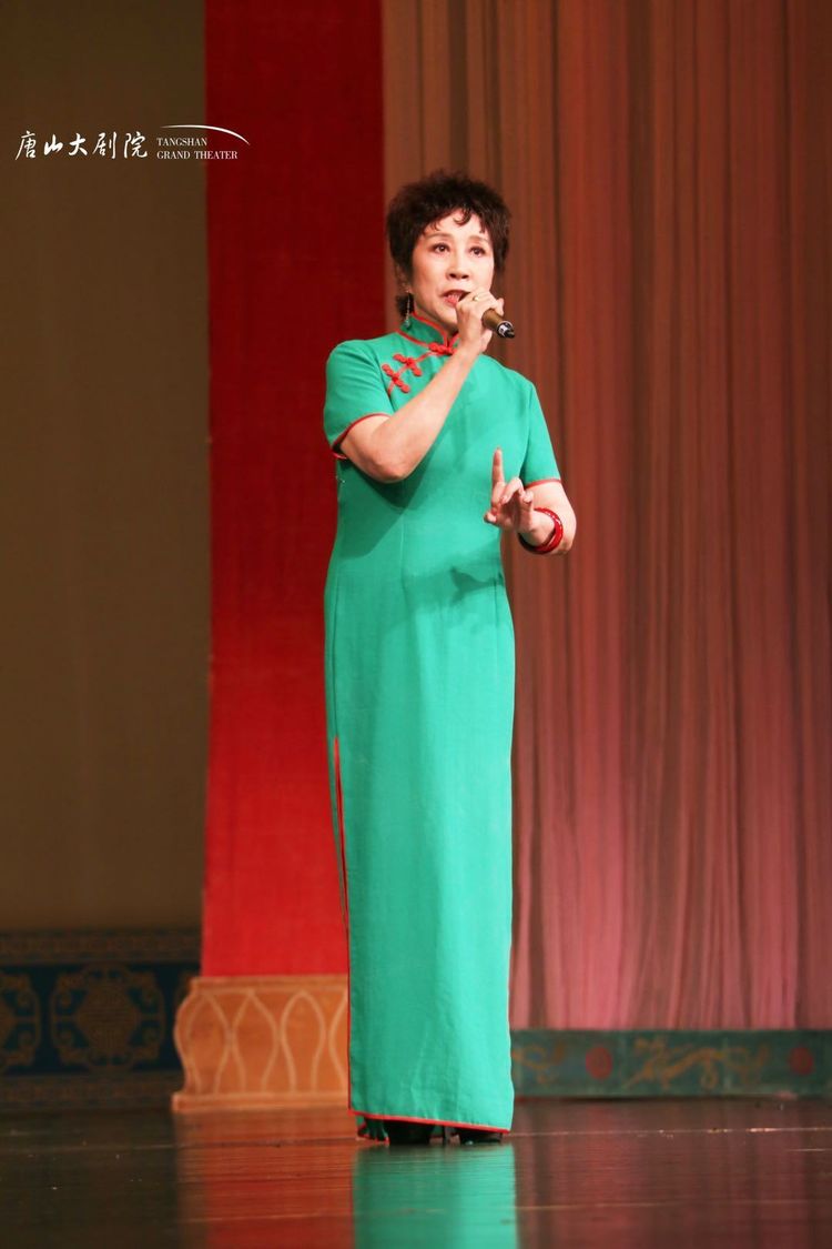 演员赵艳,演员赵艳，演艺之路的璀璨之星