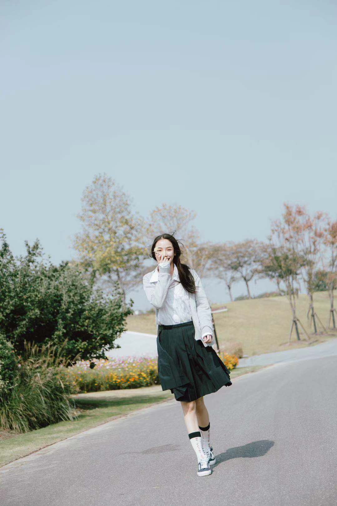 演员张南,演员张南，星光熠熠，塑造多元角色的魅力演员