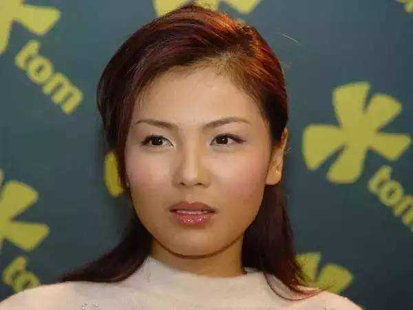 高颧骨的女明星,高颧骨的女明星，独特魅力的展现