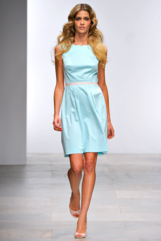 最新春夏时尚新品，科技重塑潮流，未来生活体验季