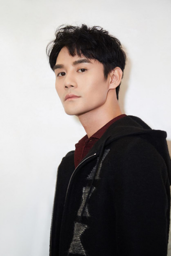 王凯新作品，时代之光下的璀璨明珠传奇