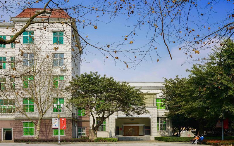 四川电影电视学院安仁校区，影视梦想启航之地