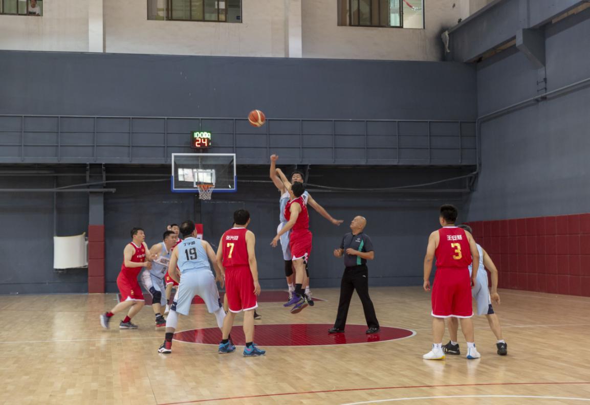 看篮球比赛的app,探秘小巷中的篮球盛宴，专属的篮球比赛观看App带你飞