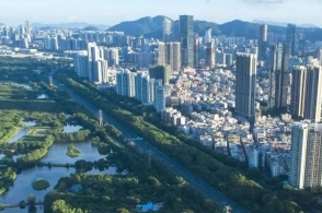 深圳雨情下的自然美景探索之旅