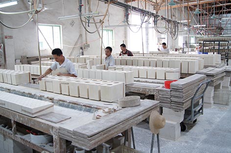 最新陶瓷厂的温馨日常风采展示