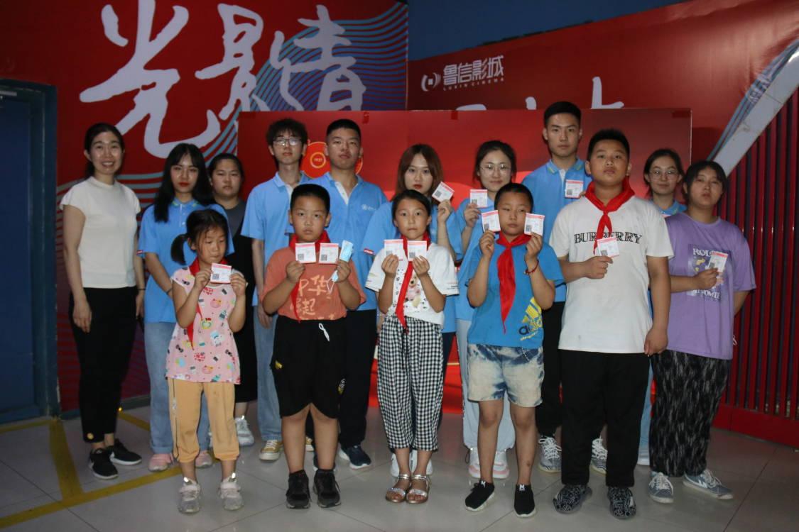 白衣天使电影,小巷深处的秘密影院之旅