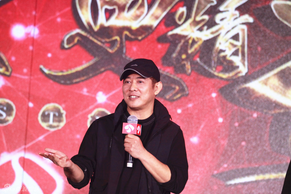 李连杰最新动态，功夫巨星不断进化，激励自信闪耀人生之旅