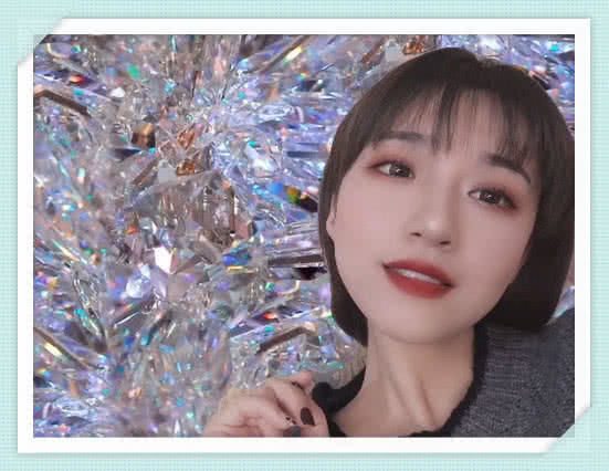 明星剪发背后的故事，发型变革与温馨之旅