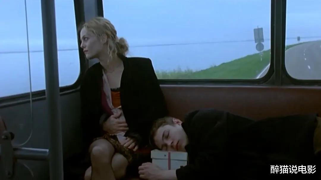 灵欲轨道电影，小巷深处的隐秘故事