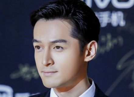 胡歌的魅力圈,女明星们的星光下的温馨日常与追星故事