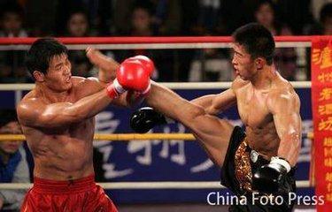 金世基比赛之旅，小巷美食的意外惊喜