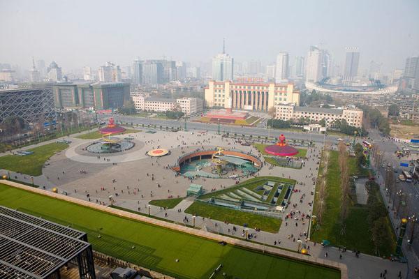 艳艳最新广场舞神器引领前沿科技，舞动精彩生活