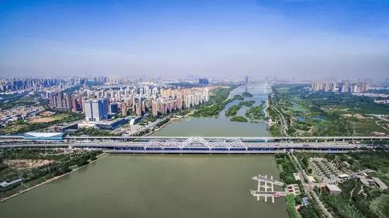 西安浐灞最新消息,西安浐灞最新消息,区域发展的双刃剑效应