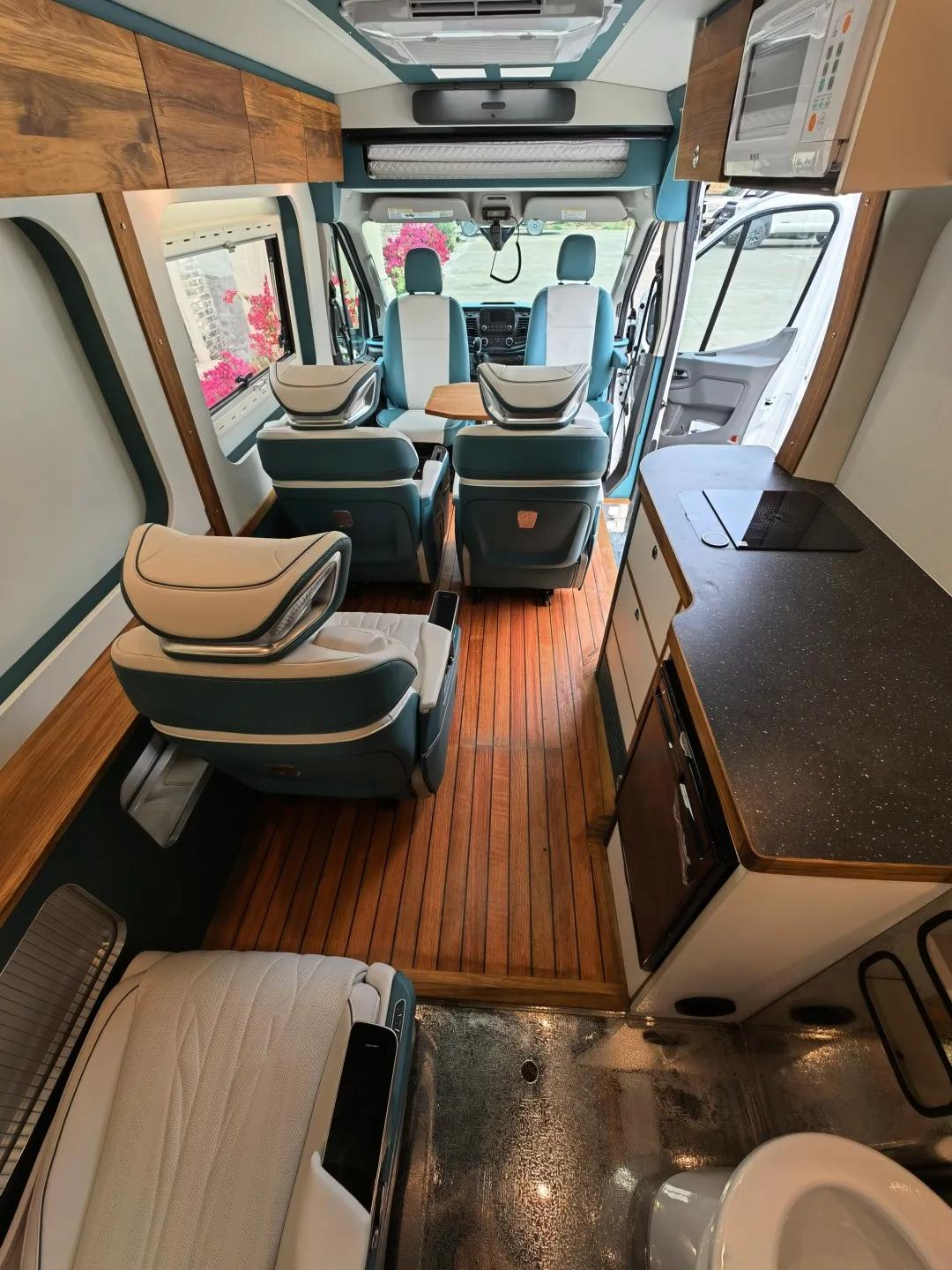 速腾越野房车最新款,速腾越野房车最新款，越野爱好者的理想之选