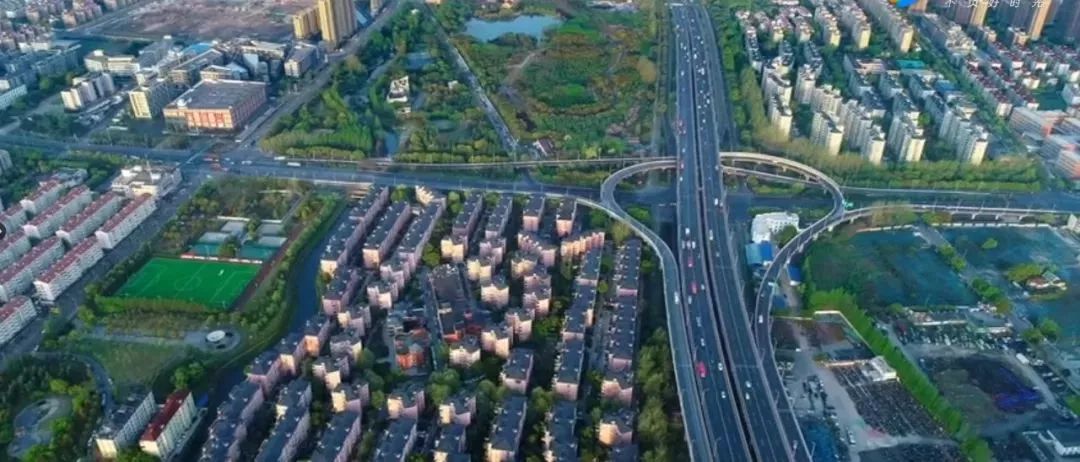 徐汇区华泾镇未来规划展望，日常规划之旅揭秘华泾镇的明天
