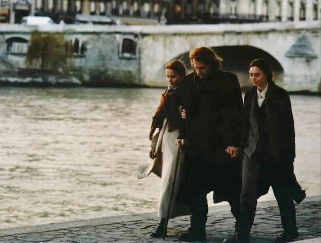 法国伦理片最新盘点，友情与爱的温馨旅程