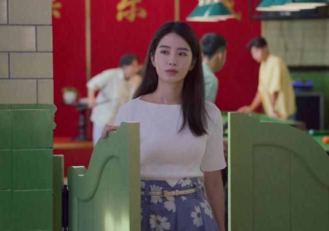 最新比里香在线播放一，热门影视新境界探索