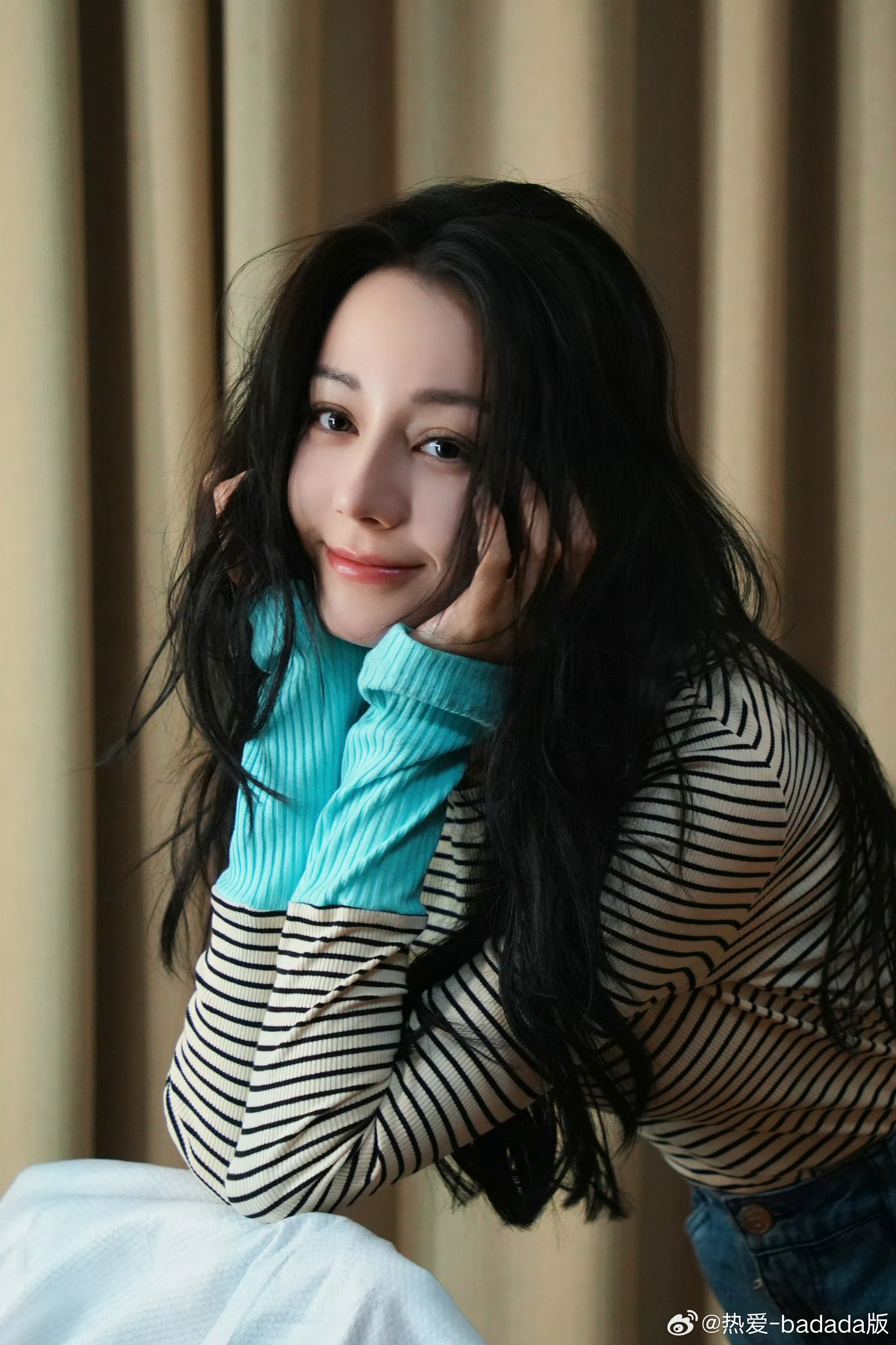 迪丽热巴最新图片微博分享,获取与分享的步骤指南