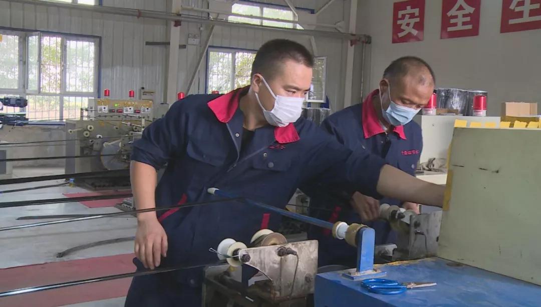 最新型滴灌带回收机，农业现代化不可或缺的得力助手