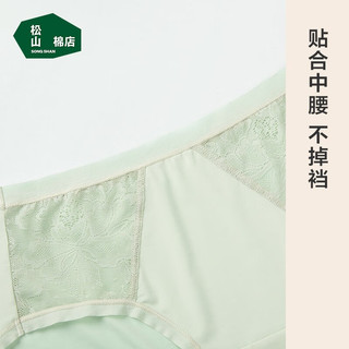 最新内裤女的心灵与自然的私密之旅