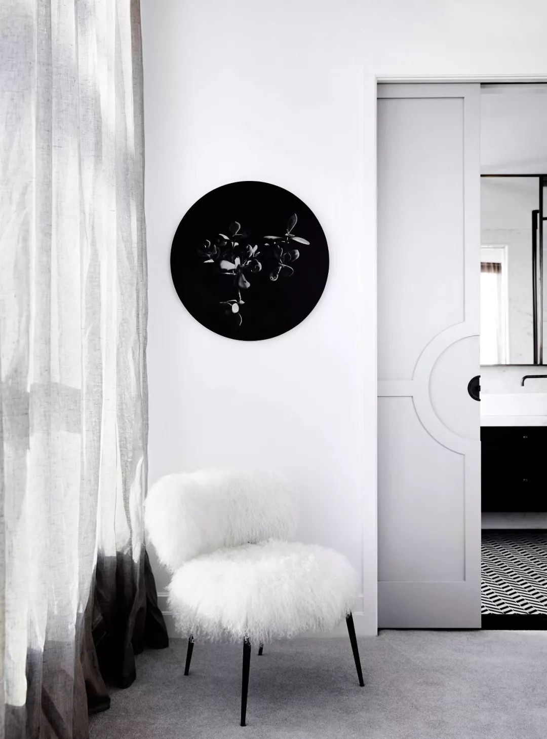 最新材铝门,现代家居时尚之选