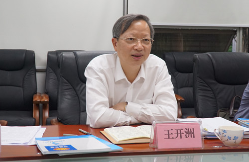 惠州最新常委团队的温馨日常风采展示