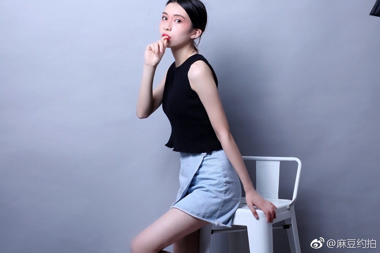 麻豆最新视频，小巷深处的时尚探索之旅