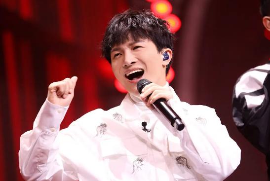 薛之谦最新歌曲，与自然相遇的心灵之旅，远离尘嚣的奇妙之旅