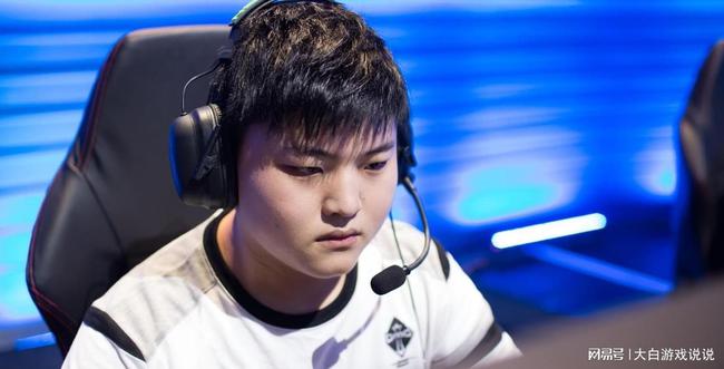 Uzi最新直播，游戏日常与友情纽带的温馨时刻