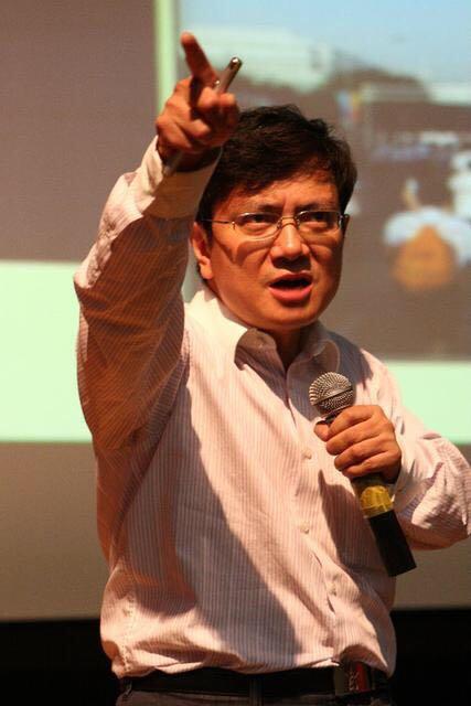 郑强聚焦前沿科技演讲，引领未来创新之路