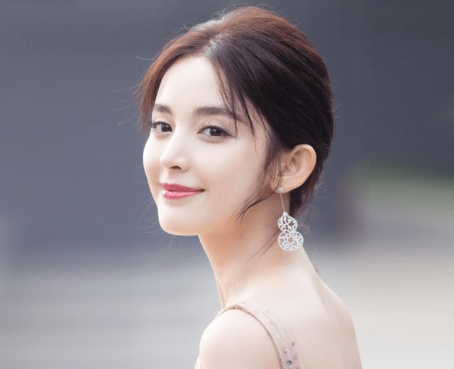 娜扎最新动态，拥抱自然，心灵寻觅宁静之旅