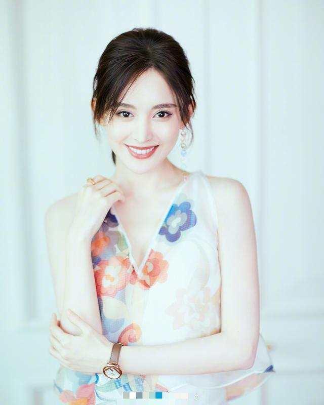 娜扎最新动态，拥抱自然，心灵寻觅宁静之旅