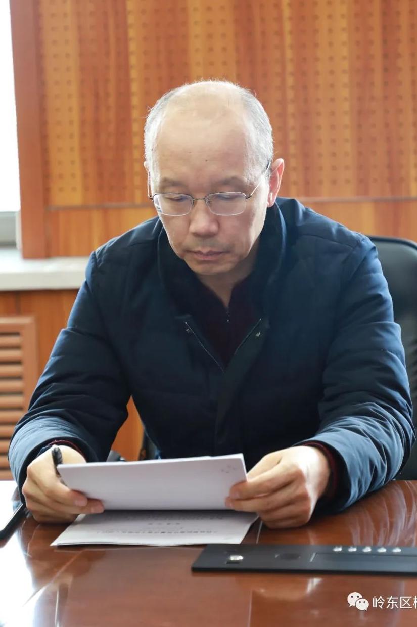 双鸭山最新案件深度解析，事件背后引人深思的探讨