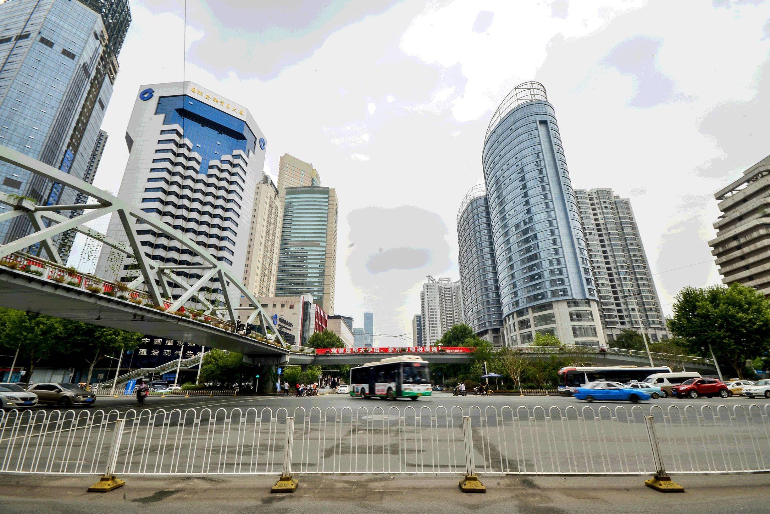 菏泽长城公馆最新动态全面解析与观点阐述