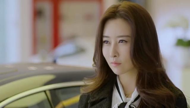 陈扬美女总裁最新更新揭秘，小巷中的隐藏美食宝藏