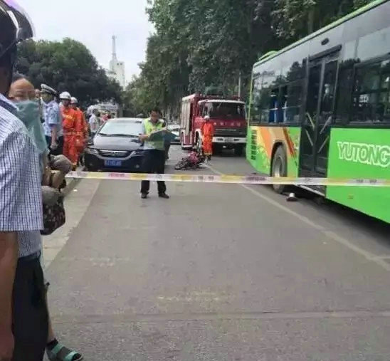 南阳车祸最新消息与特色小店的独特魅力探索